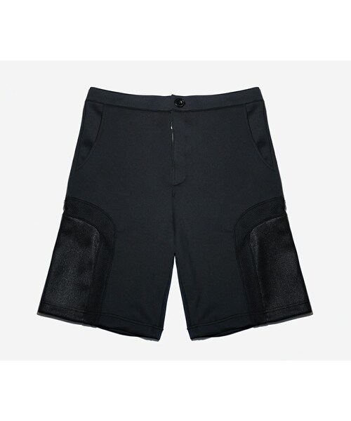 Acrosphere(アクロスファー)の「Reflection black scuba shorts(カーゴパンツ・メンズ・Black・M,L)」の1枚目の写真