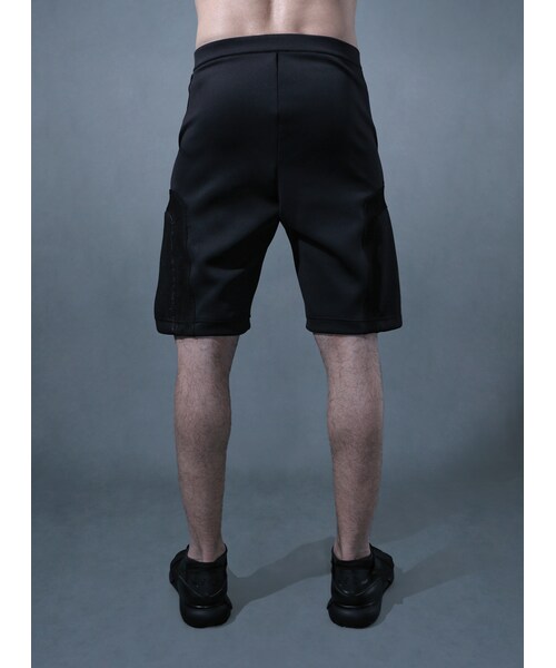 Acrosphere(アクロスファー)の「Reflection black scuba shorts(カーゴパンツ・メンズ・Black・M,L)」の4枚目の写真