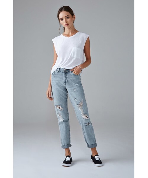 FOREVER 21(フォーエバー トゥエンティーワン)の「FOREVER 21 Distressed Boyfriend Jeans(デニムパンツ・レディース・Blue・24/25/26/27/28/29/30/31)」の1枚目の写真