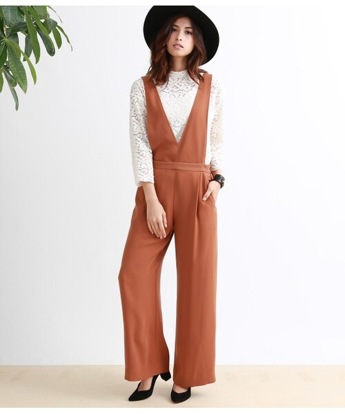 MADEMOISELLE ROPE'(マドモアゼル ロペ)の「2WayVネックサロペット(パンツ・レディース・ブラック/ブラウン系/カーキ・36/38)」の3枚目の写真