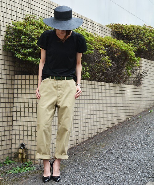 Johnbull Private labo（ジョンブルプライベートラボ）の「ワイドチノパンツ（チノパンツ・レディース・ホワイト/カーキ・X-SMALL/SMALL/MEDIUM）」の5枚目の写真