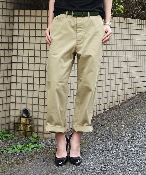 Johnbull Private labo（ジョンブルプライベートラボ）の「ワイドチノパンツ（チノパンツ・レディース・ホワイト/カーキ・X-SMALL/SMALL/MEDIUM）」の8枚目の写真