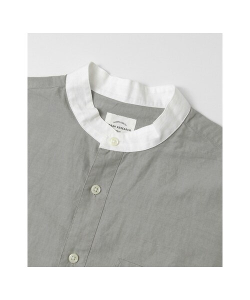 URBAN RESEARCH（アーバンリサーチ）の「バンドカラー ロングシャツ（トップス・メンズ・インディゴ/グレー/ホワイト・M/L）」の13枚目の写真