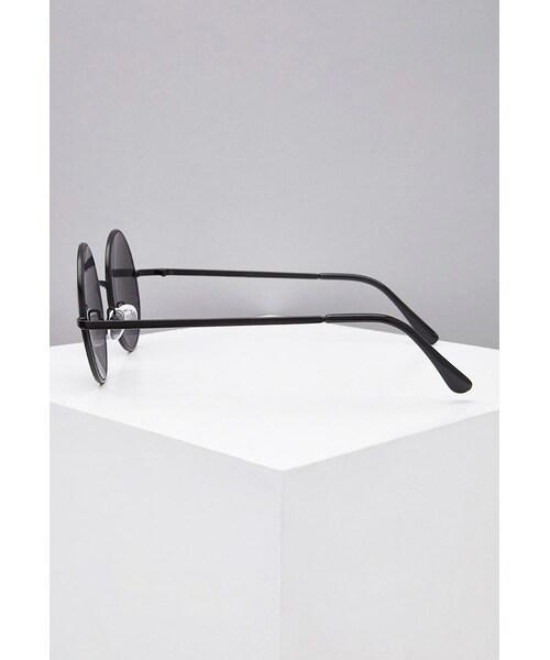 FOREVER 21（フォーエバー トゥエンティーワン）の「FOREVER 21+ Matte Frame Round Sunglasses（サングラス・レディース・Black・One size）」の3枚目の写真