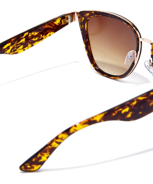 FOREVER 21（フォーエバー トゥエンティーワン）の「FOREVER 21 Crackled Cat Eye Sunglasses（サングラス・レディース・Brown・One size）」の6枚目の写真