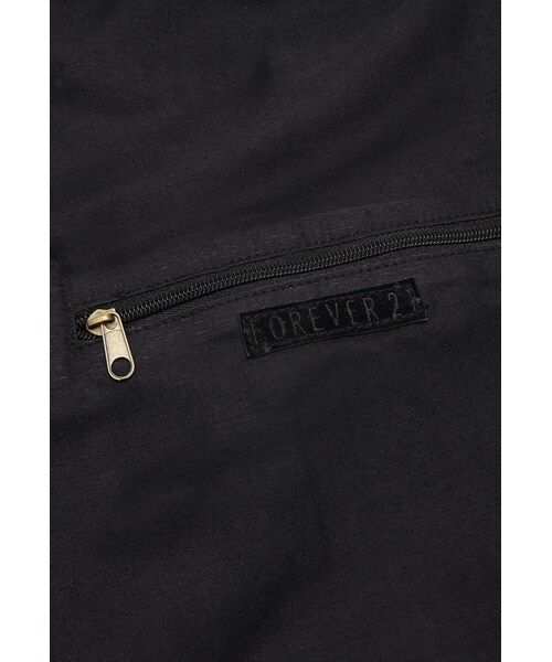 FOREVER 21（フォーエバー トゥエンティーワン）の「FOREVER 21+ Fringed Suede Clutch（クラッチバッグ・レディース・Black/Brown・One size）」の7枚目の写真