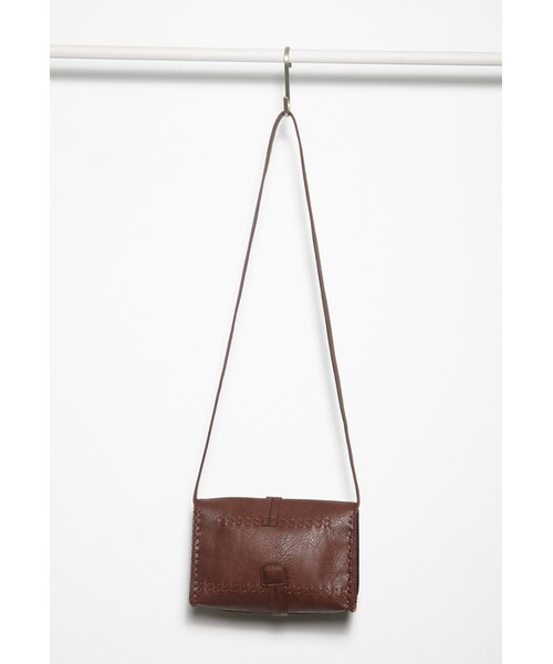 FOREVER 21（フォーエバー トゥエンティーワン）の「FOREVER 21 Knotted Flap Crossbody（ショルダーバッグ・レディース・Black/Brown・One size）」の13枚目の写真