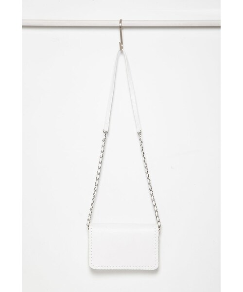 FOREVER 21（フォーエバー トゥエンティーワン）の「FOREVER 21 Faux Leather Crossbody（ショルダーバッグ・レディース・Black/Brown/White・One size）」の16枚目の写真