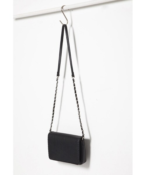 FOREVER 21（フォーエバー トゥエンティーワン）の「FOREVER 21 Faux Leather Crossbody（ショルダーバッグ・レディース・Black/Brown/White・One size）」の17枚目の写真