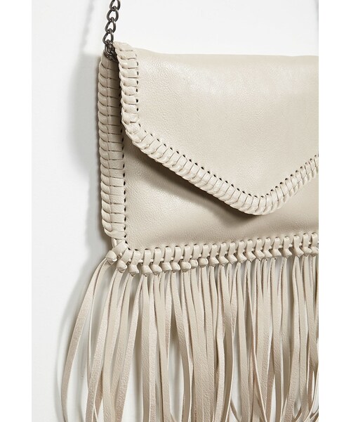 FOREVER 21（フォーエバー トゥエンティーワン）の「FOREVER 21+ Faux Leather Fringe Crossbody（ショルダーバッグ・レディース・Black/White/Orange・One size）」の7枚目の写真