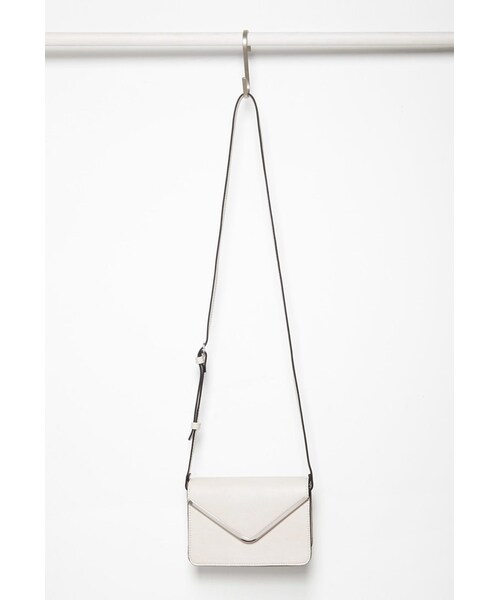 FOREVER 21（フォーエバー トゥエンティーワン）の「FOREVER 21 Mini Faux Leather Crossbody（ショルダーバッグ・レディース・Black/Brown・One size）」の2枚目の写真