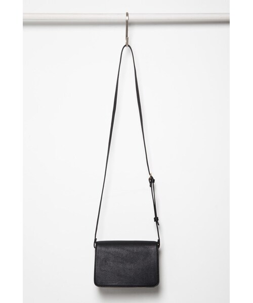 FOREVER 21（フォーエバー トゥエンティーワン）の「FOREVER 21 Mini Faux Leather Crossbody（ショルダーバッグ・レディース・Black/Brown・One size）」の10枚目の写真