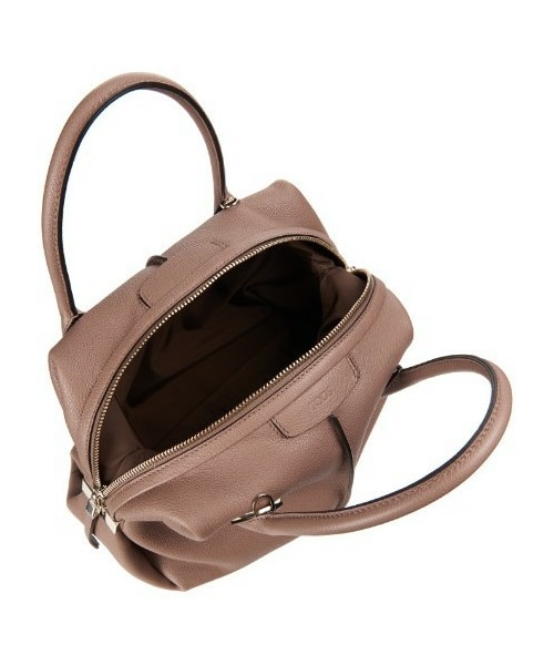 TOD'S（トッズ）の「Tod's D-bow leather tote bag（トートバッグ