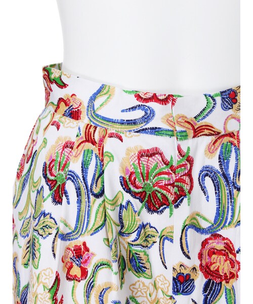 EVRIS（エヴリス）の「フラワーワイドミディパンツ（パンツ・レディース・ホワイト/ブラック・S/M）」の8枚目の写真