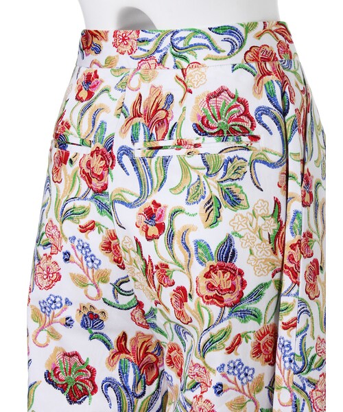 EVRIS（エヴリス）の「フラワーワイドミディパンツ（パンツ・レディース・ホワイト/ブラック・S/M）」の10枚目の写真