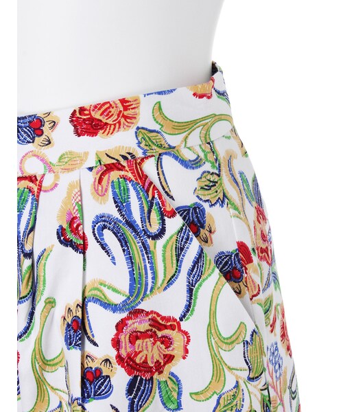 EVRIS（エヴリス）の「フラワーワイドミディパンツ（パンツ・レディース・ホワイト/ブラック・S/M）」の9枚目の写真