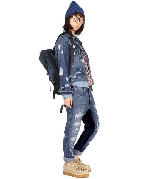 RNA(アールエヌエー)の「リメイク切り替えルーズスキニーパンツ(パンツ・レディース・スペシャルリメイク加工・S/M)」の2枚目の写真