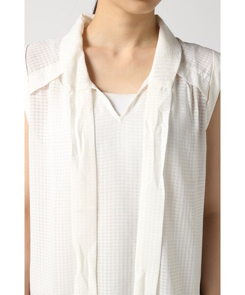 La TOTALITE（ラトータリテ）の「シアーチェックボウタイブラウス（トップス・レディース・ホワイト/ネイビー・フリー）」の10枚目の写真