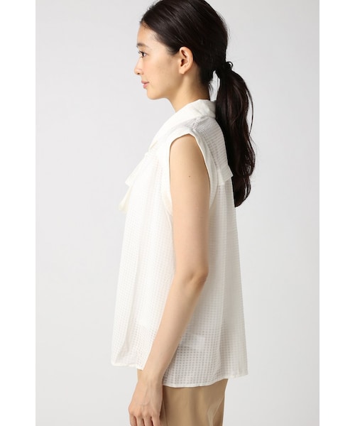 La TOTALITE（ラトータリテ）の「シアーチェックボウタイブラウス（トップス・レディース・ホワイト/ネイビー・フリー）」の4枚目の写真