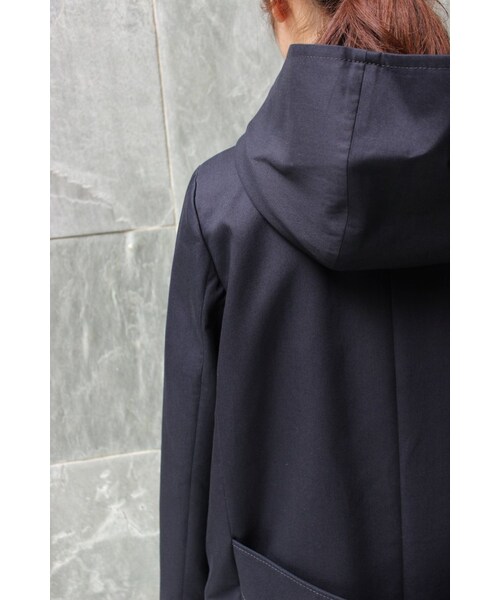 IENA(イエナ)の「《予約》コットンノーカラーフード付きコート◆(ジャケット/アウター・レディース・ベージュ A/カーキ/ネイビー・34/36/38/40)」の10枚目の写真