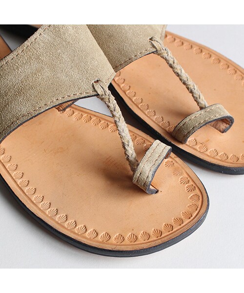 niche.（ニッチ）の「Pulgar Sandal（ファッション雑貨・Beige/Brown・36/41/42）」の4枚目の写真