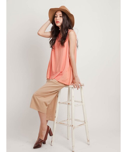 MERCURYDUO（マーキュリーデュオ）の「【DUO】 異素材切替ノースリVネックニット（トップス・レディース・オフホワイト/ライトグレー/ピンク/ネイビー・F）」の8枚目の写真