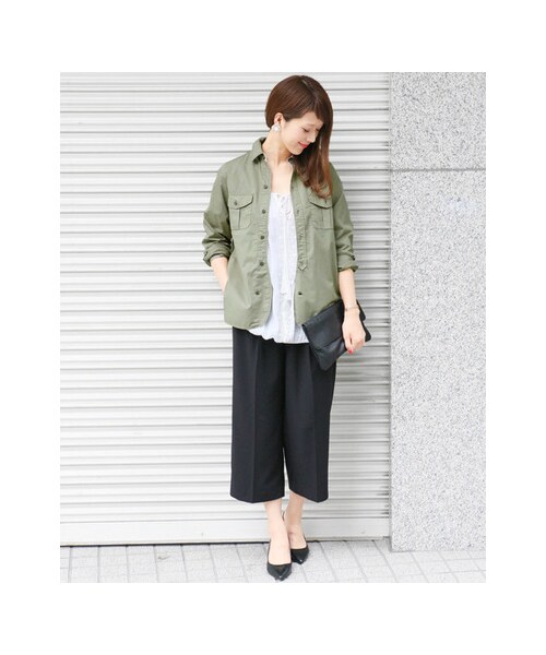 URBAN RESEARCH DOORS(アーバンリサーチドアーズ)の「コットンワークシャツ(トップス・レディース・KHAKI/BEIGE・one)」の6枚目の写真