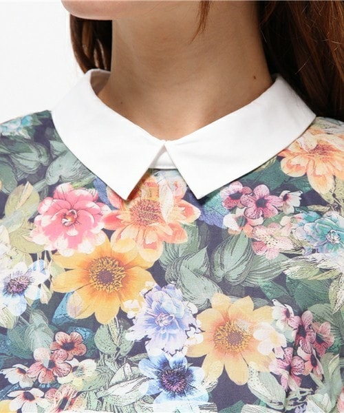 BE NEAT（ビーニート）の「BE NEAT 花柄ハーフスリーブシャツ（シャツ/ブラウス・レディース・その他・FREE）」の5枚目の写真