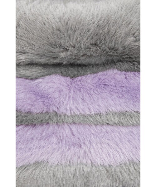 TOPSHOP（トップショップ）の「Faux fur striped clutch（クラッチバッグ・レディース・Gray・ONE）」の3枚目の写真