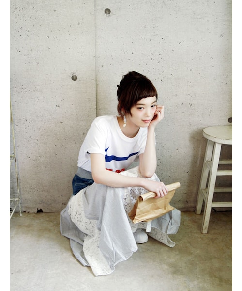 italie to france（イタフラ）の「テレビ番組ナマイキボイスで着用！デニムとストライプ×花レース切替スカート（スカート・レディース・その他）」の3枚目の写真