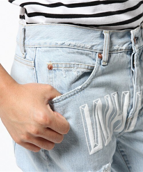 off white（オフホワイト）の「OFF WHITE 3Dホワイトブリーチクラッシュデニム（デニムパンツ・メンズ・ライトブルー・29/30/31）」の9枚目の写真