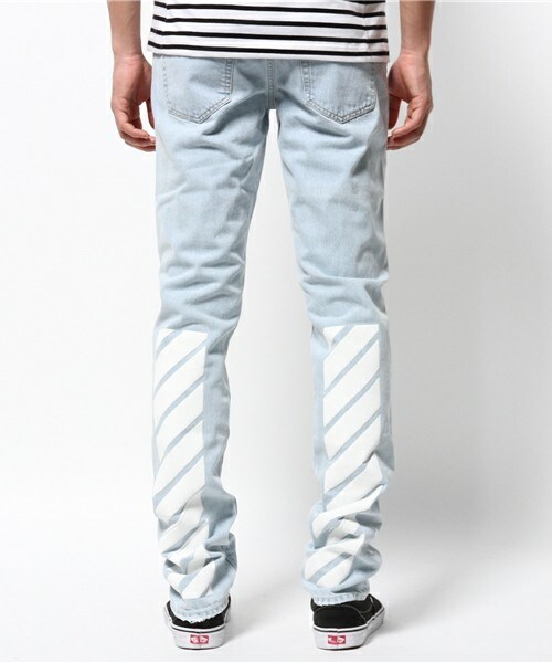 off white（オフホワイト）の「OFF WHITE 3Dホワイトブリーチクラッシュデニム（デニムパンツ・メンズ・ライトブルー・29/30/31）」の5枚目の写真