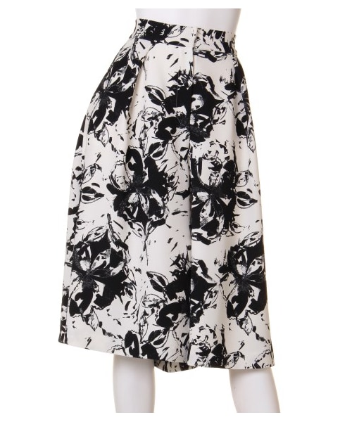 FRAY I.D（フレイアイディー）の「ボリュームガウチョパンツ（ワイドパンツ・レディース・KKI/NVY/WHTxBLK・0/1）」の4枚目の写真