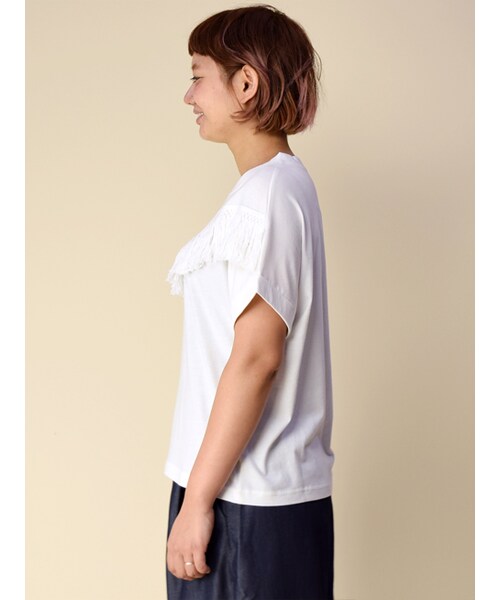 w closet(ダブルクローゼット)の「フリンジ付きTシャツ(トップス・レディース・オフホワイト/オレンジ/ボルドー/ブラック・FREE)」の6枚目の写真