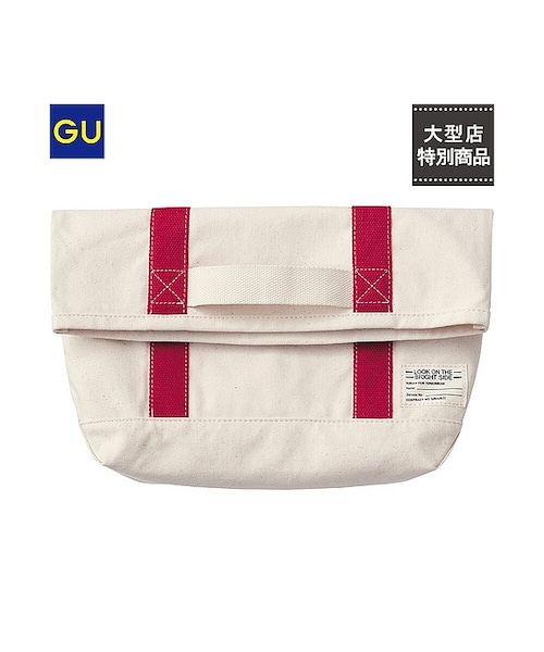 GU（ジーユー）の「（GU）キャンバスクラッチバッグ（WOMEN ⁄ バッグ・レディース・BLACK/NAVY/RED・-）」の3枚目の写真