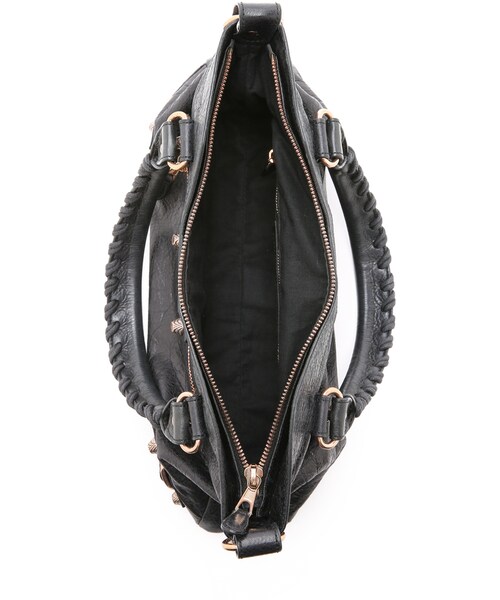 BALENCIAGA(バレンシアガ)の「What Goes Around Comes Around Heritage Balenciaga Agneau Classic First Bag(ショルダーバッグ・レディース・Black・One Size)」の4枚目の写真