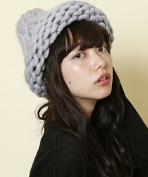 Capelli（カペリ）の「手編みニット帽 lワイドケーブルニット