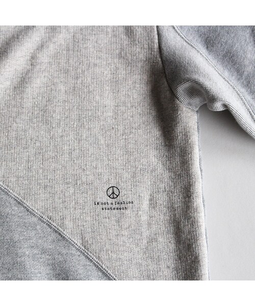 SASQUATCHfabrix.（サスクワァッチファブリックス）の「Peaceful Sweat（トップス・Ash Grey・M/L）」の9枚目の写真