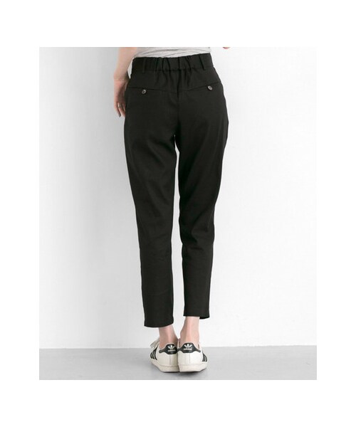 URBAN RESEARCH（アーバンリサーチ）の「テンセルストレッチタックテーパードパンツ（パンツ・レディース・BEIGE/BLACK・36/38）」の9枚目の写真