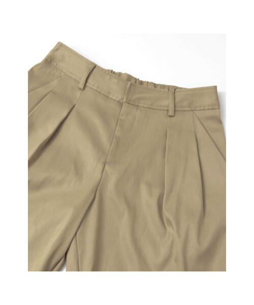 URBAN RESEARCH（アーバンリサーチ）の「テンセルストレッチタックテーパードパンツ（パンツ・レディース・BEIGE/BLACK・36/38）」の10枚目の写真