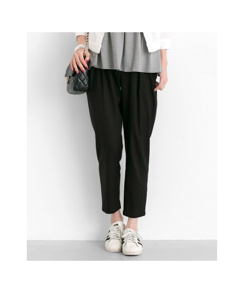 URBAN RESEARCH（アーバンリサーチ）の「テンセルストレッチタックテーパードパンツ（パンツ・レディース・BEIGE/BLACK・36/38）」の3枚目の写真