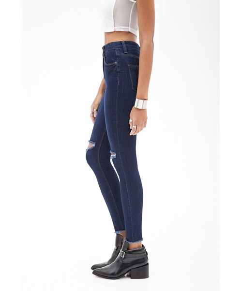 FOREVER 21（フォーエバー トゥエンティーワン）の「FOREVER 21 High-Waisted - Distressed Skinny Jeans（デニムパンツ・レディース・Blue・27）」の4枚目の写真