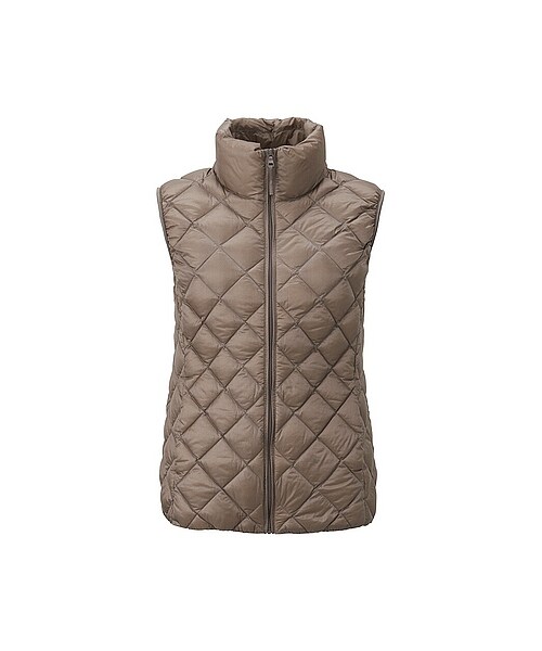 UNIQLO(ユニクロ)の「WOMEN ウルトラライトダウンキルトベスト(その他アウター・レディース・PINK/NAVY/BLACK/BEIGE/BLUE・M/XXL/S/L/3XL/XL)」の3枚目の写真