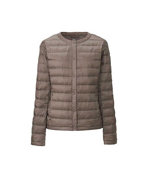 UNIQLO（ユニクロ）の「WOMEN ウルトラライトダウンコンパクトジャケット（その他アウター・レディース・OFF WHITE/LIGHT BLUE/BEIGE/PINK/BLACK/NAVY・S/3XL/XXL/M/XL/L）」の3枚目の写真