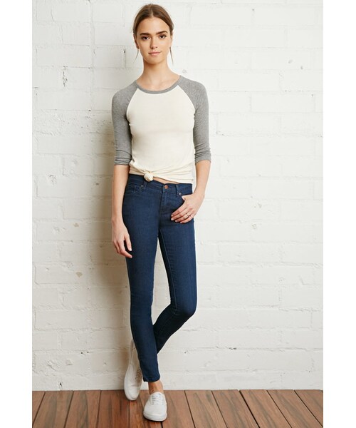 FOREVER 21（フォーエバー トゥエンティーワン）の「FOREVER 21 Classic Skinny Jeans（デニムパンツ・レディース・Blue・24/25/26/27/28/29/30/31）」の2枚目の写真