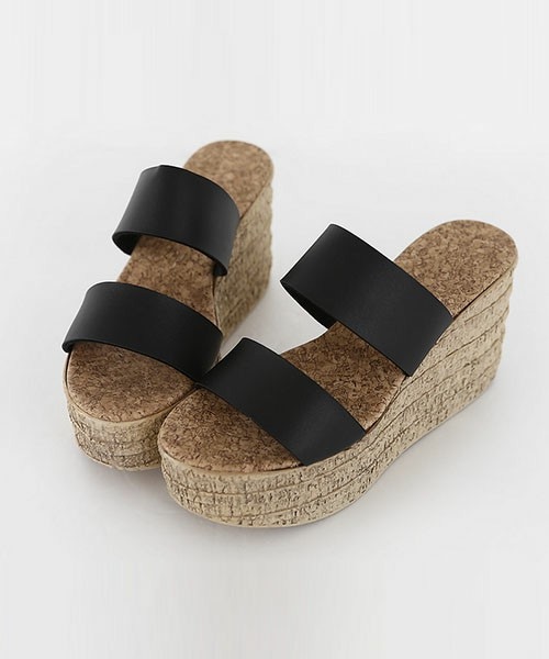 DHOLIC（ディーホリック）の「2ストラップウェッジヒールサンダル（サンダル・レディース・シルバー/ホワイト/ブラック・225/230/235/240/245）」の3枚目の写真