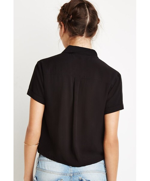 FOREVER 21(フォーエバー トゥエンティーワン)の「FOREVER 21 Boxy Cropped Shirt(シャツ/ブラウス・レディース・Black/Red/White・Small/Medium/Large)」の13枚目の写真