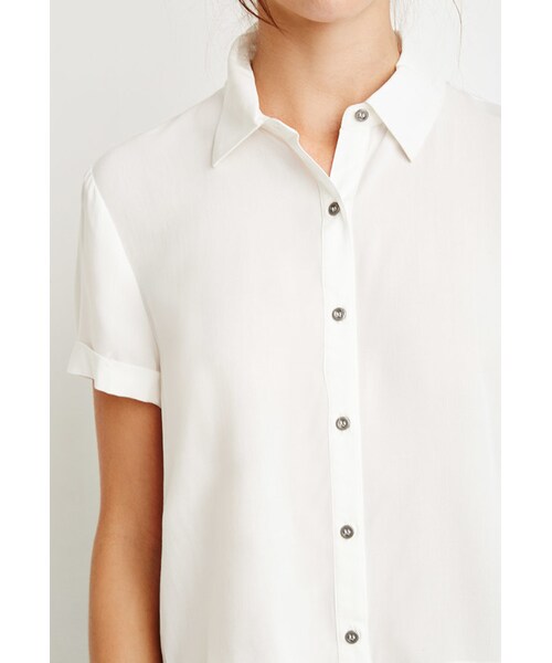 FOREVER 21(フォーエバー トゥエンティーワン)の「FOREVER 21 Boxy Cropped Shirt(シャツ/ブラウス・レディース・Black/Red/White・Small/Medium/Large)」の10枚目の写真