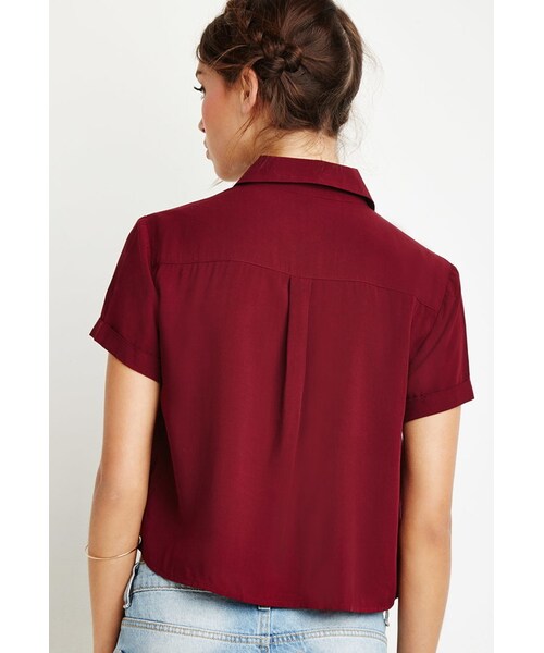 FOREVER 21(フォーエバー トゥエンティーワン)の「FOREVER 21 Boxy Cropped Shirt(シャツ/ブラウス・レディース・Black/Red/White・Small/Medium/Large)」の5枚目の写真