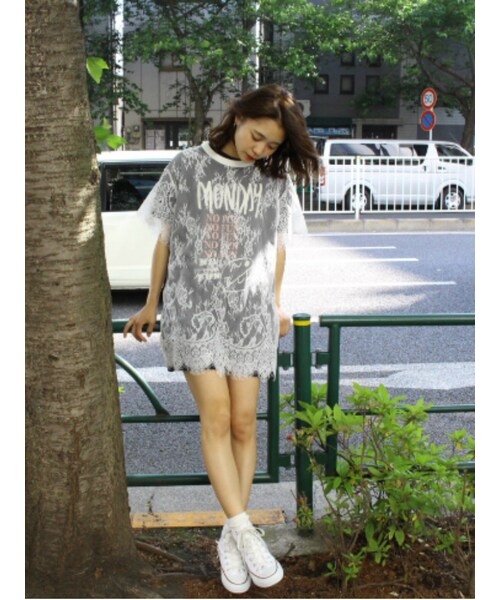 jouetie（ジュエティ）の「レースBIG T 2（トップス・レディース・オフホワイト/ブラック）」の4枚目の写真